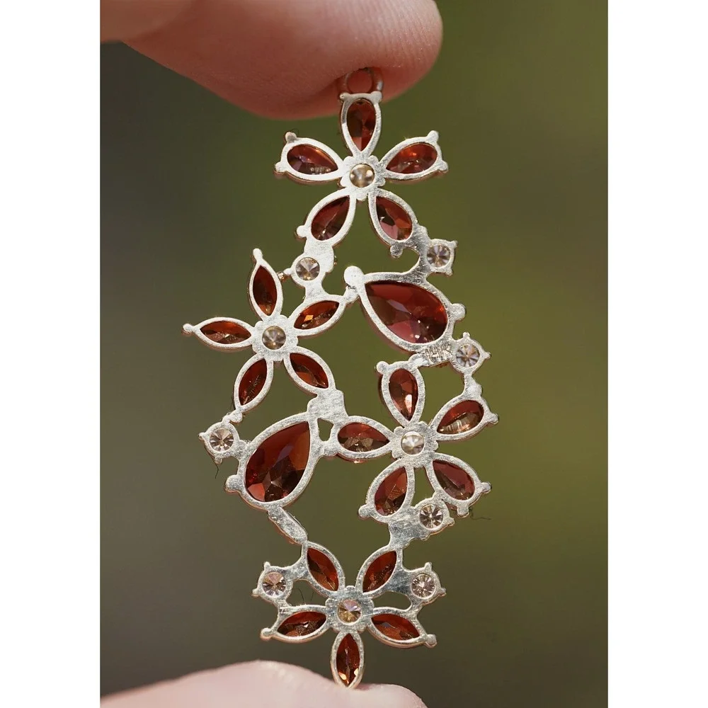Vintage 14k Solid Yellow Gold Natural Flower Garnet & Diamond Pendant - 7.06g